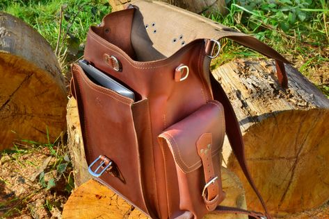 The Best Leather Travel Bag Money Can Buy: Saddleback Leather Squared Backpack Review - Mapping Megan Square Leather Backpack, Leather Sachel, Leather Office Bags, Saddleback Leather, Leather Creations, Square Backpack, Backpack Reviews, Best Leather, Leather Rug