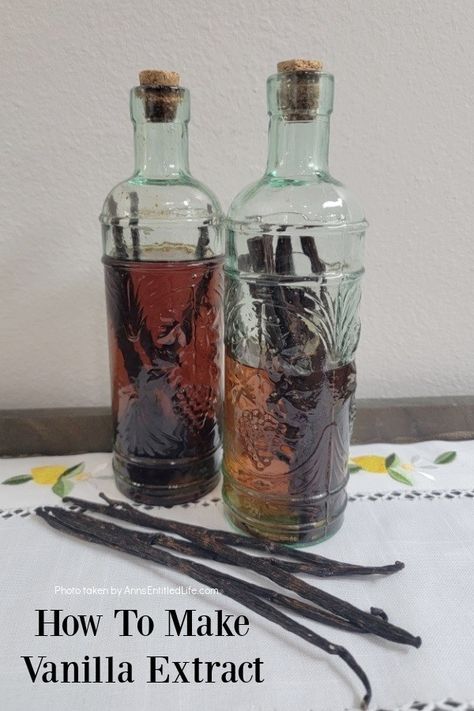 How To Make Vanilla Extract. From selecting the vanilla beans to making the vanilla extract with only two ingredients! this article is a comprehensive guide to making vanilla extract! How Many Vanilla Beans To Make Extract, Vanilla Bean Pod Uses, Vanilla Beans Uses, How To Use Vanilla Bean, Making Vanilla Extract, Vanilla Extract Benefits, How To Make Vanilla Extract, Vanilla Bean Extract Recipe, Monthly Resolutions