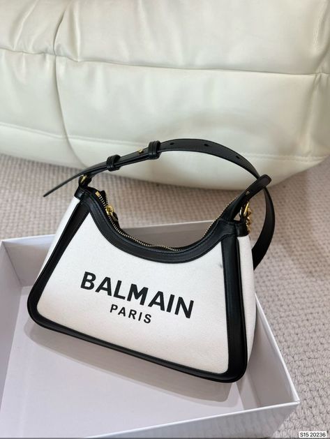 Balmain Bag, Chest Pack, Belt Holder, Womens Leather Belt, Leg Bag, Balmain Paris, Fancy Bags, Bags Designer Fashion, Sport Bag