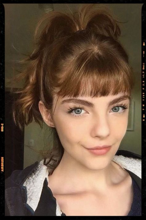 Half Bangs, Half Up Pony, Girl With Bangs, Bangs Inspiration, Ways To Style Short Hair, Hairstyle Bangs, Style Short Hair, Fringe Hair, App Filter