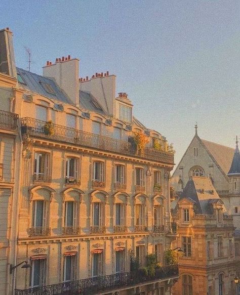 France Aesthetic, Europe Aesthetic, European Aesthetic, Parisian Life, Paris Aesthetic, Voyage Europe, Living In Paris, City Aesthetic, Pretty Places