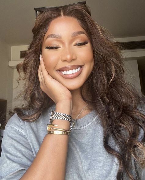 Nqobile Khwezi, Different Types Of Hairstyles, Make Up Glam, 2 Hairstyles, Brown Black Hair, Summer Dresses Maxi, Types Of Hairstyles, Air Style, Brown Girls Makeup