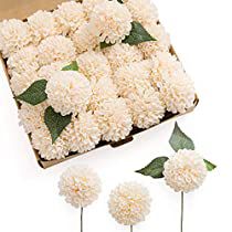 Check this out! Wedding Decor Centerpieces, Dahlia Flower Arrangements, Diy Wedding Decor, Decor Centerpieces, Wedding Bouquets Bride, Making A Bouquet, Diy Wedding Bouquet, Foam Flowers, Cream Flowers