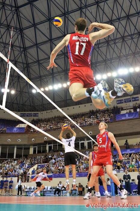 Volleyball Spike Pose, Man Volleyball, Volleyball Facts, Volleyball Spike, Volleyball Men, Men Volleyball, Volleyball Images, Volleyball Team Pictures, Sports Photoshoot