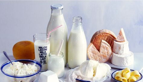 How To Know If You're Getting The Right Amount Of Calcium Dairy Products Photography, Cut Out Dairy, Calcium Deficiency, Dairy Free Diet, Elimination Diet, Food Supply, Health Magazine, Proper Nutrition, Healthy Eating Recipes