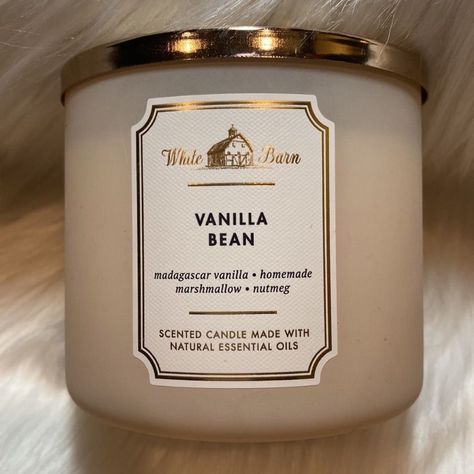 Vanilla Bean Candle, Vanilla Christmas, Candles Vanilla, Vanilla Candles, Madagascar Vanilla Beans, Candle Vanilla, Bath N Body Works, Homemade Marshmallows, Vanilla Candle