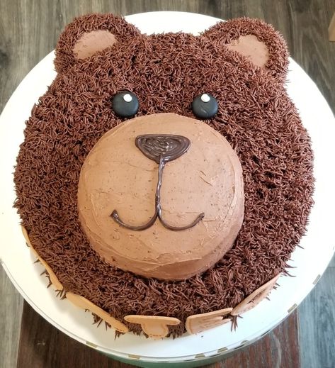 Bear cake Teddy Bear Theme Cake, Bear Theme Cake, Simple Cake Design, Opening A Bakery, Animal Birthday Cakes, Teddy Bear Theme, Second Birthday Ideas, Bake Cake, Bear Cake