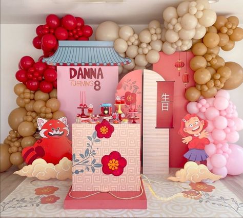 Panda Birthday Party Decorations, Red Party Ideas, Japanese Theme Parties, Red Party Decorations, Panda Birthday Party, Panda Decorations, Red Birthday Party, Red Disney, 100 Day Celebration