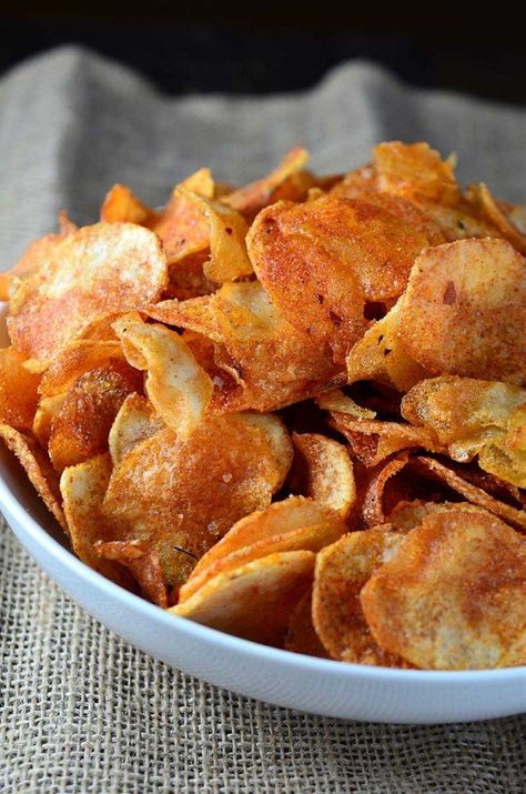 Homemade Harissa, Harissa Recipes, Actifry Recipes, Potato Chip Recipes, Spicy Snacks, Chips Recipe, Vegan Appetizers, Free Living, Fried Potatoes