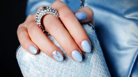 Light Blue Winter Nails: Frosty & Fabulous Business Casual Nails, Turtle Nail Art, Turtle Nails, American Manicure, Essie Polish, China Glaze Nail Polish, Baby Blue Nails, Manicure Colors, Blue Polish