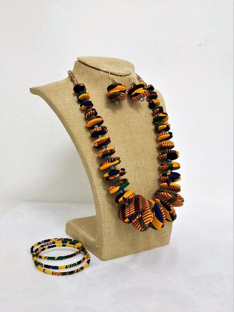 Ankara Accessories Handmade, African Accessories Jewelry, Ankara Jewelry, Ankara Necklace, African Fabric Accessories, Ankara Accessories, Leather Handbag Patterns, African Beads Necklace, Fabric Jewellery