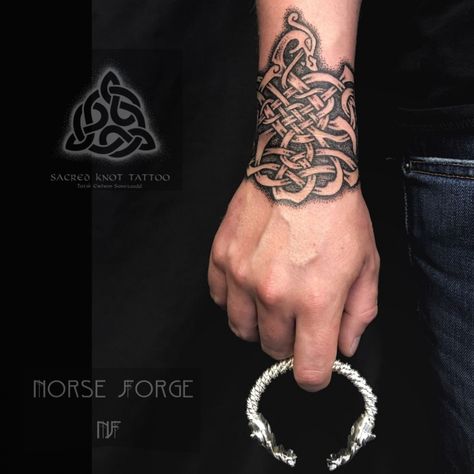 Norse Arm Ring Tattoo, Saxon Warrior, Runes Tattoo, Nordic Tattoos, Celtic Sleeve Tattoos, Viking Tattoo Sleeve, Celtic Knot Tattoo, Homecoming Nails Almond, Arm Ring