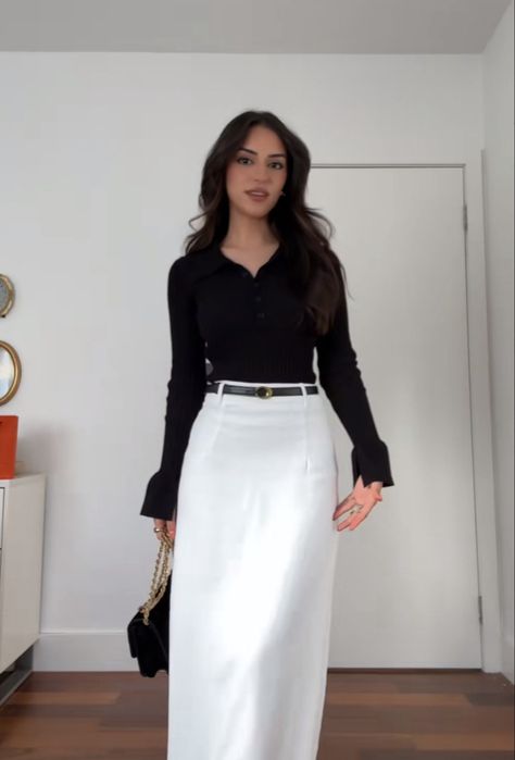 Professional Outfits Long Skirt, Office Outfits Long Skirt, Minimalist Elegant Outfit, Modest Luxury Fashion, Long Skirt Classy Outfit, Modest Classic Outfit, Corporate Outfits For Women Classy Skirt, Elegant Modesty Outfit, Modest Work Outfits Women