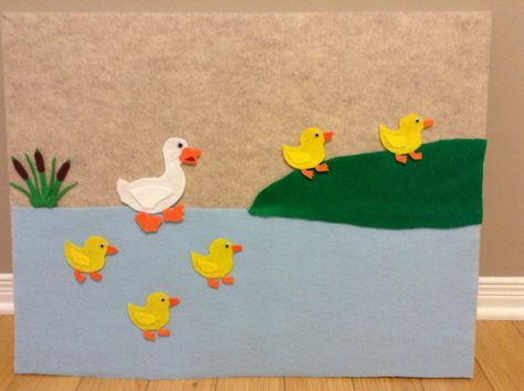 "Five Little Ducks" Felt Board Five Little Ducks Craft, Two Year Old Crafts, Five Little Ducks, Teaching Crafts, Pond Life, Little Duck, Felt Board, Quiet Books, Preschool Activity