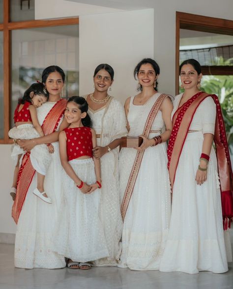 Cousin Engagement Dress, Kerala Traditional Outfits For Women, Kerala Bridesmaid Dresses, Kerala Lehenga Designs, Cousin Wedding Outfit Indian, Onam Skirt And Top Designs, Indian Bridesmaids Outfits Ideas, Onam Special Dress, Bride Sister Dress