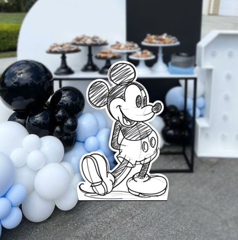 Vintage Mickey Mouse Party, Vintage Mickey Mouse Birthday, Modern Mickey Mouse Birthday, Mickey Mouse Birthday Theme, Mickey Mouse Sketch, Mickey Baby Showers, Mouse Sketch, Mickey Mouse Themed Birthday Party, Mickey Mouse Vintage