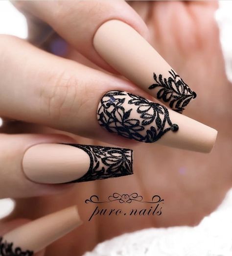 Lace Wedding Nails, Black And Nude Nails, Lace Nail Design, White Lace Nails, Nail Black, Lace Nail Art, Gel Paint, Art Designs Ideas, Classy Nail Designs