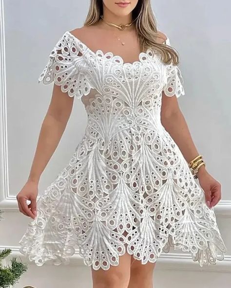 Lace Casual Dress, Moda Casual Chic, Lace Dress Casual, Bodycon Dress Casual, Casual White Dress, Clothing Patterns Free, Off Shoulder Fashion, White Short Dress, Crochet Clothes Patterns