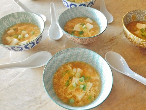 Egg Drop Soup With Tofu, Flour Soup Recipe, Soft Tofu Recipes, Soft Tofu Soup, Soft Tofu, Asian Vegetarian Recipes, Lenten Recipes, Tofu Soup, Diet Soup Recipes