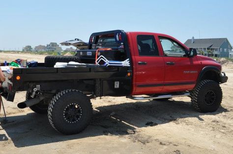 Cummins with flatbed ... this is about exactly (minus the red paint) what I’m looking for. 3rd Gen Cummins, Custom Truck Flatbeds, Flatbed Truck Beds, Dodge Cummins Diesel, Custom Truck Beds, Cummins Trucks, Truck Flatbeds, Future Trucks, Truck Mods