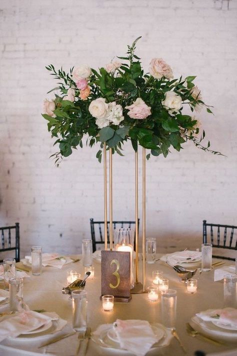 Cheap Wedding Table Centerpieces, Gelato Cart, Tall Centerpiece, Unique Wedding Flowers, Wedding Floral Centerpieces, Flower Centerpieces Wedding, Pastel Wedding, Wedding Table Decorations, Deco Floral