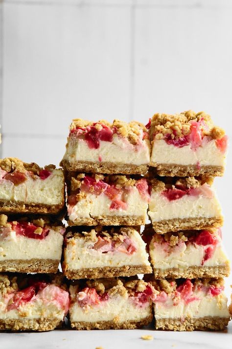 Pineapple Rhubarb Recipes, Strawberry Rhubarb Cheesecake Bars, Raspberry Rhubarb Recipes, Rhubarb Cream Cheese Bars, Rhubarb Cheesecake Squares, Rhubarb Cheesecake Bars, Strawberry Rhubarb Cheesecake, Rhubarb Squares, Rhubarb Cheesecake