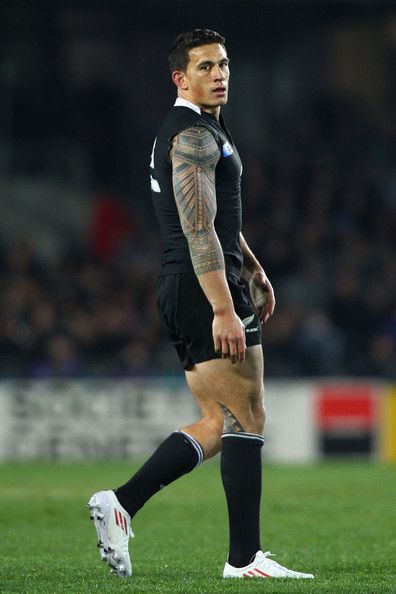 Sonny Bill Williams Sonny Bill Williams Tattoo, Sonny Bill Williams, Nz All Blacks, Hot Rugby Players, Rugby Boys, All Blacks Rugby, Rugby Sport, Tattoo Back, Rugby Player