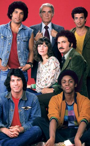 Dad introduced me to "Welcome Back, Kotter" He would get such a kick out of it every time Horshack raised his hand. RIP Horshack. Thanks for making Dad and I laugh! <3 Marcia Strassman, 70s Sitcoms, Welcome Back Kotter, 80 Tv Shows, 70s Tv Shows, Childhood Tv Shows, Vintage Television, Classic Television, Tv Land