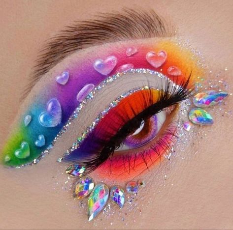 Creative Face Makeup Art, Creative Eye Makeup Design, Crazy Eye Makeup, Rainbow Eye Makeup, Drag Make-up, Indie Makeup, Cute Eye Makeup, Make Up Inspiration, Rainbow Makeup