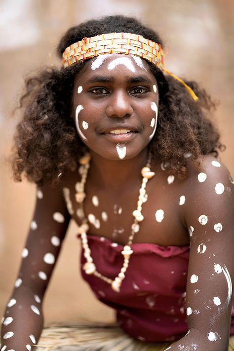 Aboriginal Woman; Lockhart River, Cape York, Queensland, Australia Aboriginal People Indigenous Australia, Aboriginal Face Paint, Australia Aboriginal People, Aboriginal Australian People, African People Woman Africa, Aboriginal Portrait, Australia Indigenous, Australian Aboriginals, Aboriginal Australia