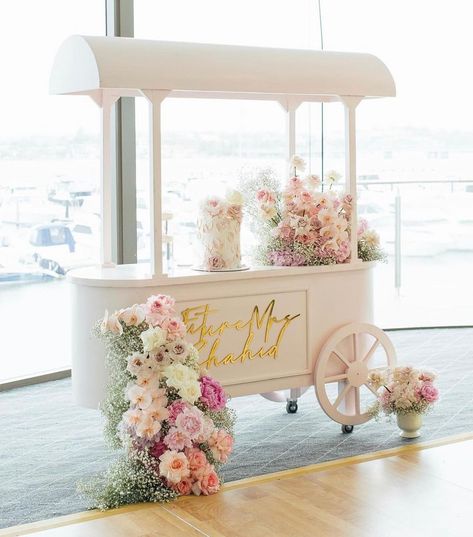 Wedding Dessert Cart, Girly Bar Ideas, Wedding Booth Ideas, Sweets Cart, Floral Dessert Table, Treat Cart, Wedding Sweet Cart, Wedding Cart, French Tulips