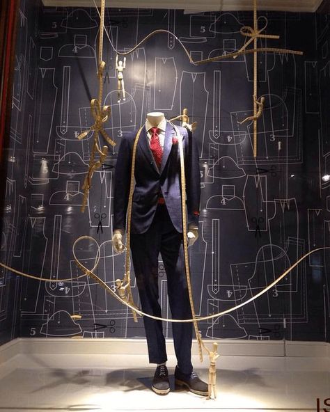 Tailor Vs Fashion Designer Vs Stylist Vs An Image Consultant Fashion Window Display, Seductive Perfume, Suit Stores, Visual Merchandising Displays, Window Display Design, Retail Inspiration, Retail Windows, Store Windows, Image Consultant