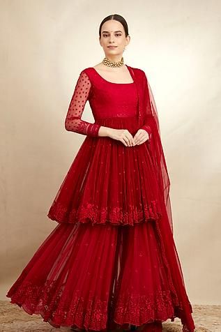 Wedding Sarara Dress, Net Sarara Dress, Crush Fabric Garara, Red Sarara Dress, Sara Ali Khan Red Sharara, Sharara Set Designs, Net Sharara Designs, Sarara Dress Indian Weddings, Red Net Dress