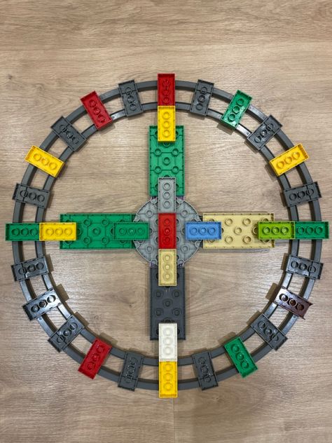 Duplo Train Track Ideas, Train Track Ideas, Duplo Creations, Duplo Ideas, Lego Diy Crafts, Lego Train Tracks, Lego Gifts, Lego Diy, Lego Activities