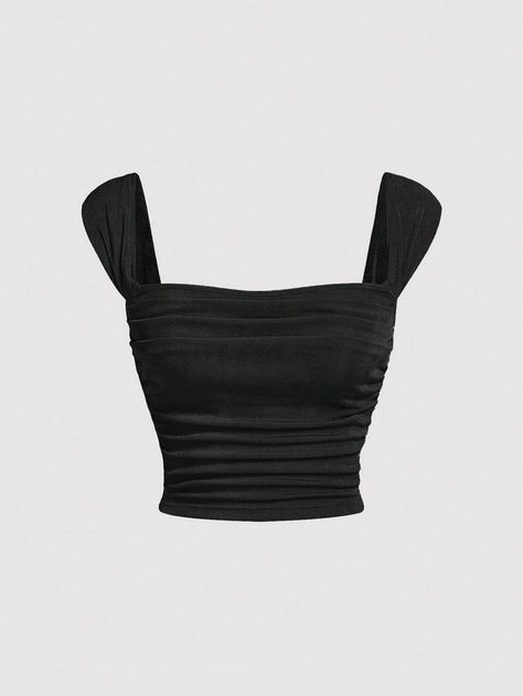 Wide Strap Top, Cute Shein Shirts, Shein Cute Tops, Cute Black Clothes, Black Top Outfits, Shein Crop Tops, Tops From Shein, Cropped Shein, Black Tops For Women