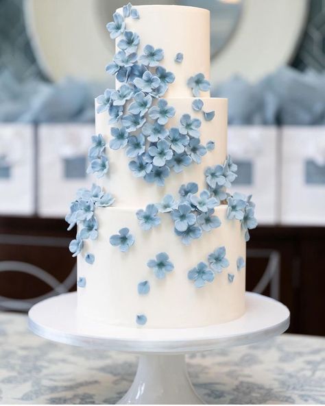 Engagement Cake Blue, Wedding Cakes With Blue, Baby Blue Wedding Cake, Wedding Cake Blue Gold, Dusty Blue Wedding Cake, Blue Floral Cake, Wedding Cake Dusty Blue, Wedding Cake Blue, Light Blue Wedding Cake