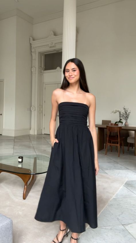 Italian Evening Dress, Silver Wedding Guest Dress, Strapless Midi Dress Outfit, Black Strapless Dress Outfit, Elegant Dinner Dresses, Black Cocktail Outfit, Strapless Dress Outfit, Elegant Dinner Dress, Tailor Clothes