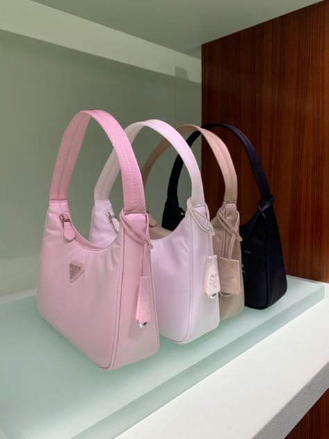 Prada Nylon Bag, Stylish Outfits Casual, Stylish School Bags, Aesthetic Bags, Fashion Shoes Heels, Prada Nylon, Girly Bags, Prada Bags, Bags Aesthetic