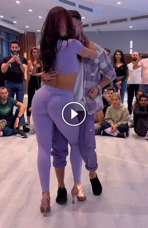 Spellbinding Urban Kiz Dance Video by Azzedine & Sara Panero 00s Mode, Kizomba Dance, Bachata Dance, Dance Photography Poses, Choreography Dance, Partner Dance, Dance Humor, Dance Music Videos, Athletic Hairstyles