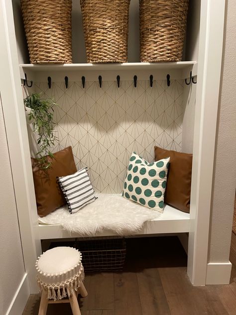 Paint Pen Wall, Behind Door Storage, Closet Nook, Closet Bench, Floating Bench, Front Hall Closet, Closet Wallpaper, Closet Upgrade, Wall Nook