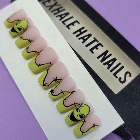 Oogie Boogie Nails, Random Nails, Nailart Ideas, Holiday Nail, Holiday Nail Art, Short Nail, Disney Nails, Oogie Boogie, Halloween Nail