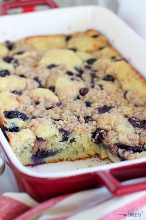 Blueberry Buttermilk Pancake Casserole - Thick and fluffy baked buttermilk pancake casserole filled with fresh blueberries and topped with a brown sugar crumble. The easiest and tastiest "pancake" you'll ever eat! Breakfast Casserole Pancake, Pancake Casserole Breakfast Easy, Pancake Casserole Breakfast, Pancake Breakfast Casserole, Breakfast Fritters, Pancake Casserole, Blueberry Buttermilk Pancakes, Breakfast Bakes, Buttermilk Pancake