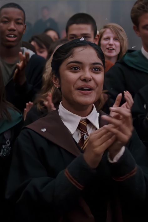 Padma And Parvati Patil, Pavarti Patil, Hogwarts Yearbook, Hp Fancast, Afshan Azad, Padma Patil, Parvati Patil, Harry Potter Goblet, Hp Characters