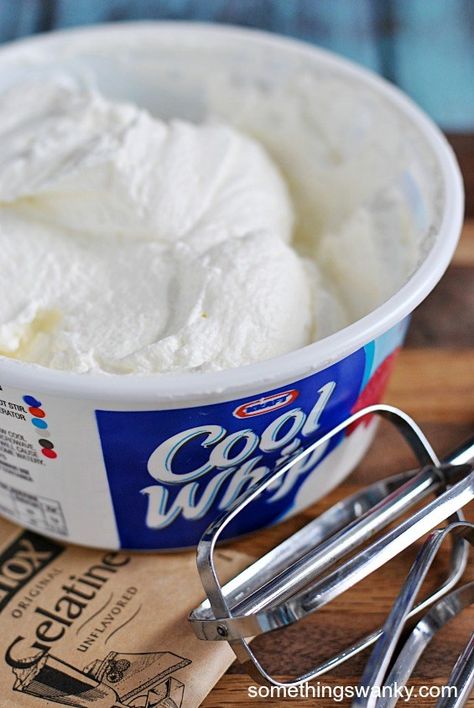 Homemade Cool Whip | www.somethingswanky.com Homemade Cool Whip, Homemade Whipped Cream Recipe, Homemade Whipped Cream, Cat Recipes, Cool Whip, Frosting Recipes, Cream Recipes, Fruit Desserts, Baking Tips