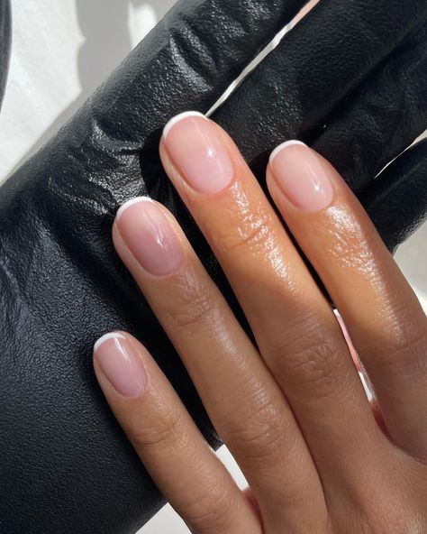 30 Simple Spring Nail Designs to Inspire You Short French Nails Squoval, Micro French Nails Round, Narrow French Tip Nails, Fine Line French Tip Nails, Short Squoval Nails Spring, Square Nails With Rounded Edges, Back To School Manicure, Square Nails Rounded Edges, Squoval Nails Spring Colors