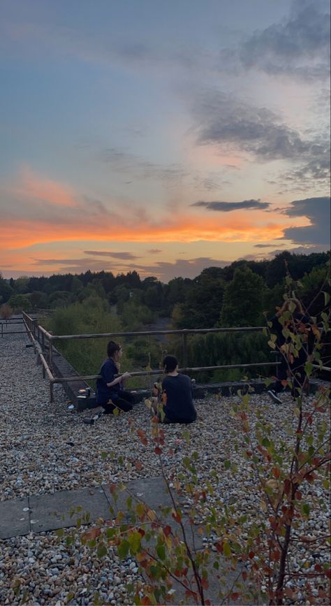 Rooftop Abandoned, Abandoned Building Aesthetic, Aesthetic Summer Friends, Building Aesthetic, Summer Friends, Abandoned Buildings, Aesthetic Summer, Dream Life, Natural Landmarks