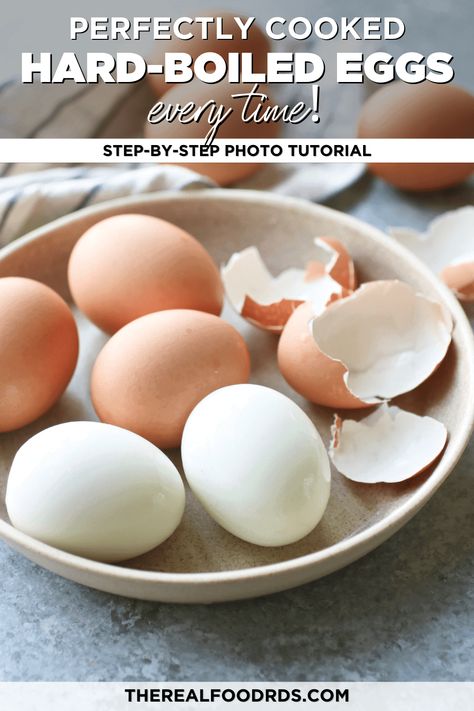 This step-by-step photo tutorial will show you exactly how to make Easy Peel Hard Boiled Eggs! No more stuck-on shells or overcooked yolks. This foolproof method for making easy peel boiled eggs will become your go-to way to cook eggs every time. Hard Boiled Eggs Time, Hard Boil Fresh Eggs, Best Boiled Eggs, Easy Peel Boiled Eggs, Steamed Hard Boiled Eggs, Boiled Egg Times, Easy Peel Hard Boiled Eggs, How To Boil Eggs, Peeling Boiled Eggs