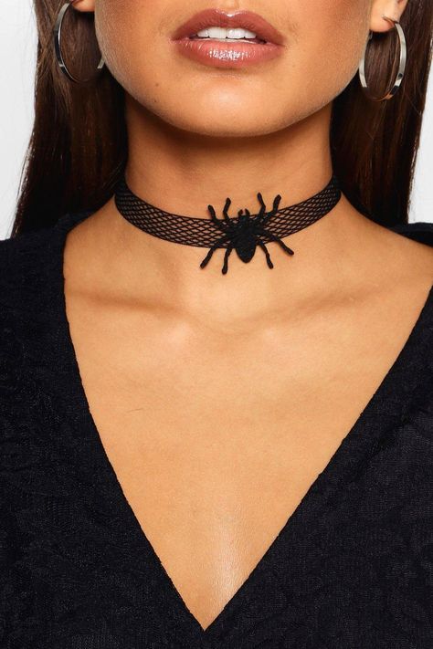 Womens Halloween Fishnet & Spider Choker - black - One Size Spider Choker, Free Crochet Halloween, Crochet Halloween Patterns, Spider Costume, Pastel Nail, Crochet Halloween, Choker Black, Adornos Halloween, Halloween Headband