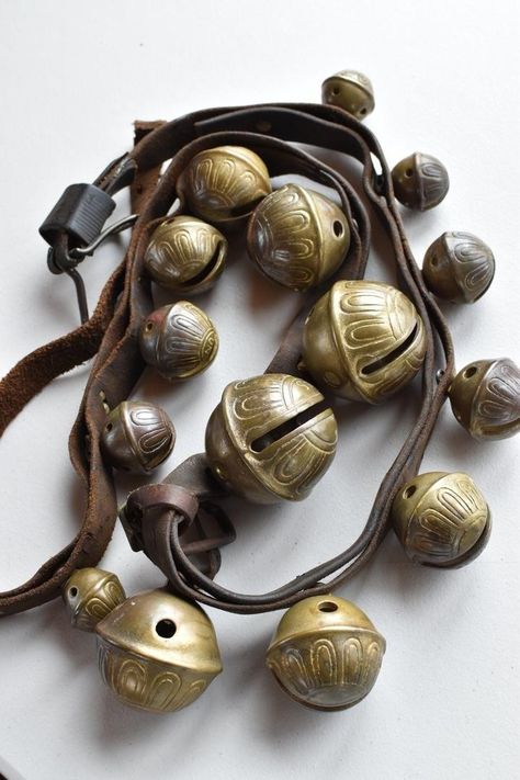 Beautiful old sleigh bells Antique Sleigh Bells, Decorating With Sleigh Bells, Sleigh Bells Decorations, Bell Accessories, Vintage Sleigh, Diy Christmas Art, One Horse Open Sleigh, Vintage Props, Sleigh Bells