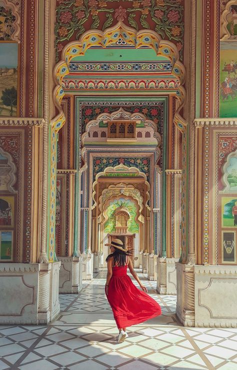 Patrika Gate Jaipur Photography, Jaipur Picture Ideas, Jaipur Photo Ideas, Jaipur Fits, Rajasthan Pictures, Jaipur Pics, Rajasthan Photoshoot, Jaipur Outfits, Jaipur Photos